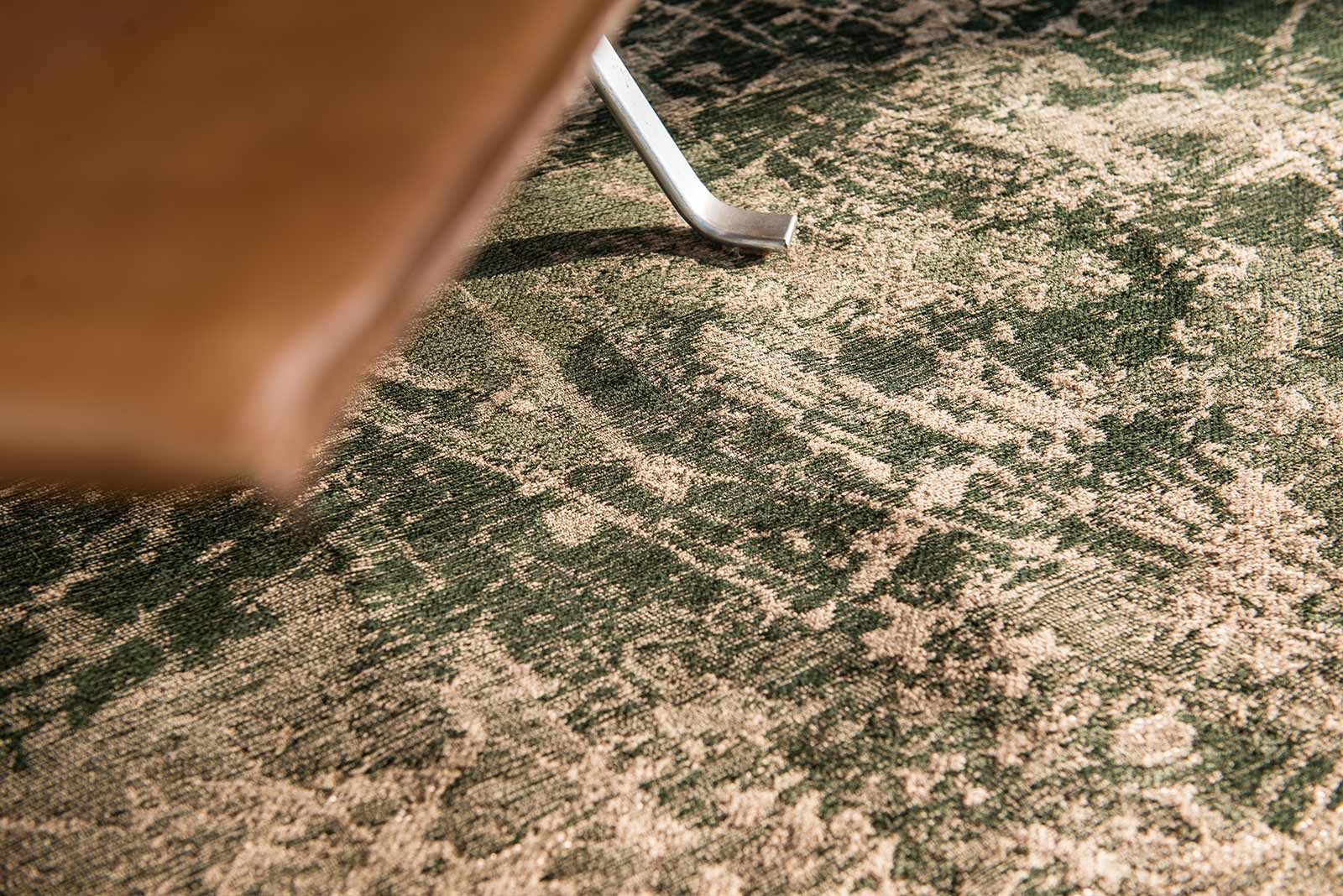 tappeti Louis De Poortere CS 8723 Mad Men Cracks Dark Pine interior 2